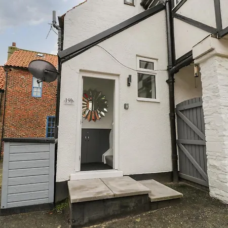 Daisy's Den * ウィットビー