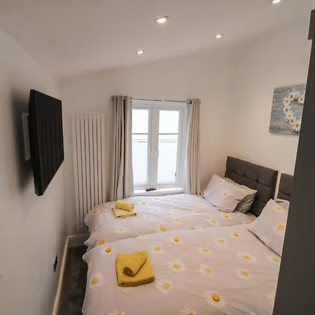 Daisy's Den Apartman