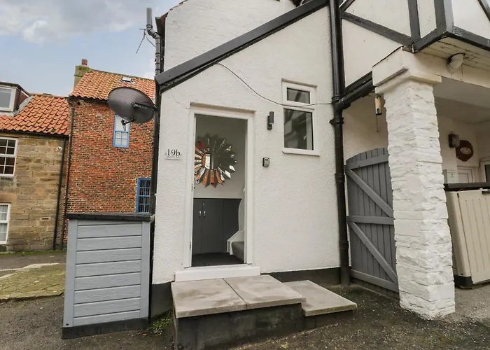 Daisy's Den * ウィットビー