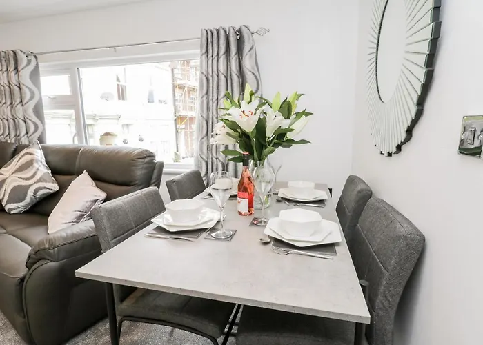 아파트 Daisy's Den 휫비